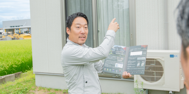説明している代表の様子